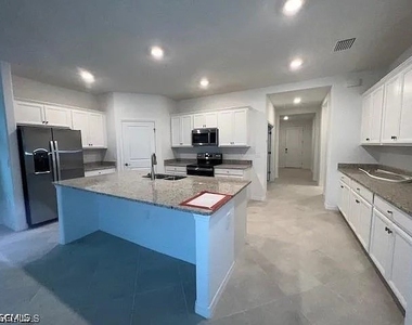 3606 Wild Sage Way - Photo Thumbnail 2