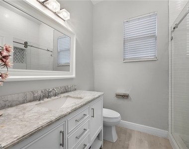 598 Aston Lake Court - Photo Thumbnail 11