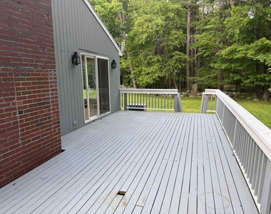 231 Locke - Photo Thumbnail 19