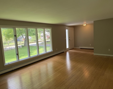 231 Locke - Photo Thumbnail 20