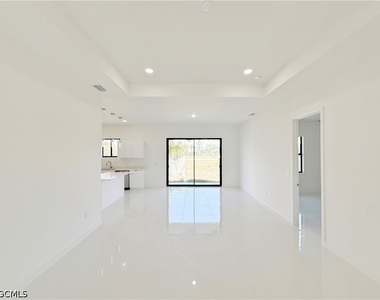 4331 Nw 31st Terrace - Photo Thumbnail 9