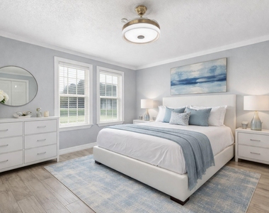 105 Pompano Avenue - Photo Thumbnail 2