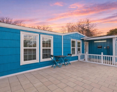 105 Pompano Avenue - Photo Thumbnail 16