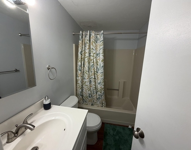 606 White Cedars - Photo Thumbnail 9