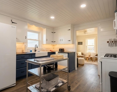 540 Hudson - Photo Thumbnail 2