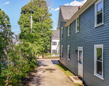 137 Locust - Photo Thumbnail 3