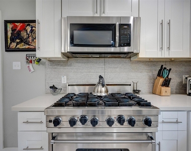 5205 Irvington Boulevard - Photo Thumbnail 3