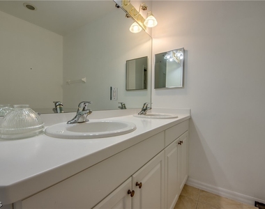 15250 Riverbend Boulevard - Photo Thumbnail 16