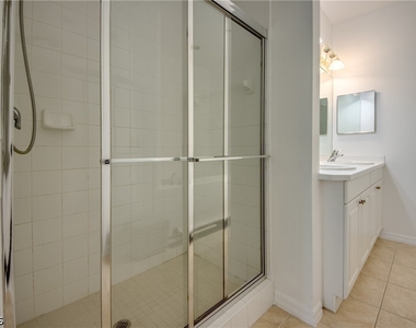 15250 Riverbend Boulevard - Photo Thumbnail 14
