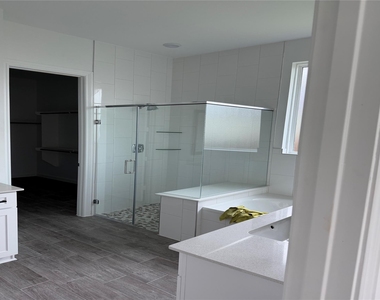 25318 Loch Doon Drive - Photo Thumbnail 12