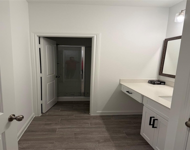 25318 Loch Doon Drive - Photo Thumbnail 16