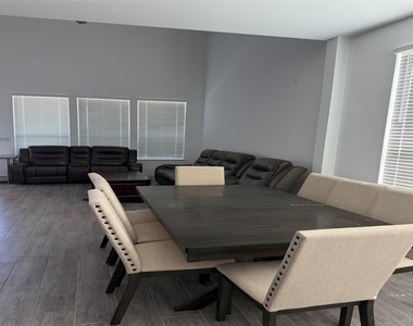 25318 Loch Doon Drive - Photo Thumbnail 6