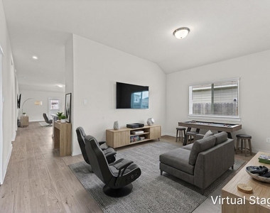 21409 Mary Myrtle Street - Photo Thumbnail 12