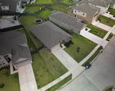 21409 Mary Myrtle Street - Photo Thumbnail 38