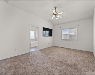 21409 Mary Myrtle Street - Photo Thumbnail 24