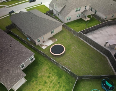 21409 Mary Myrtle Street - Photo Thumbnail 36