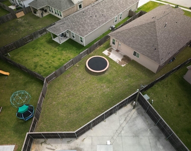 21409 Mary Myrtle Street - Photo Thumbnail 37