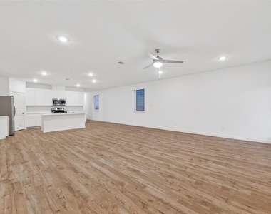28142 Meadowlark Sky Dr - Photo Thumbnail 21