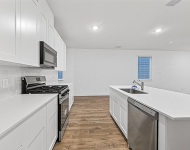 28142 Meadowlark Sky Dr - Photo Thumbnail 13