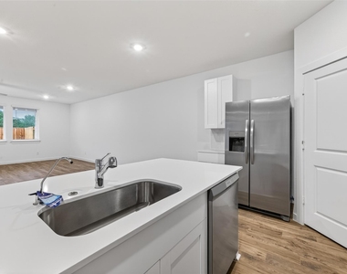 28142 Meadowlark Sky Dr - Photo Thumbnail 11