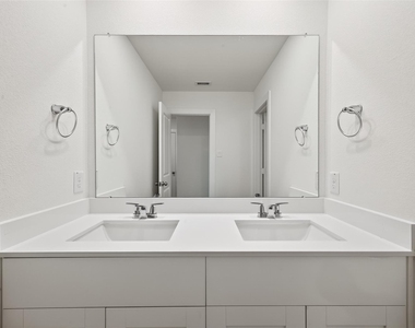 28142 Meadowlark Sky Dr - Photo Thumbnail 33
