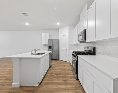 28142 Meadowlark Sky Dr - Photo Thumbnail 6