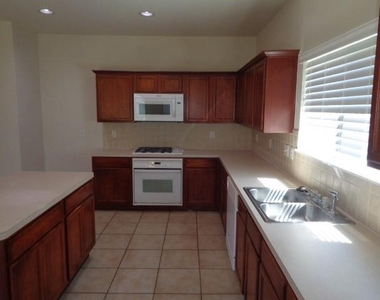 16715 Canyon Whisper - Photo Thumbnail 6