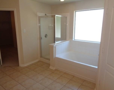 16715 Canyon Whisper - Photo Thumbnail 22