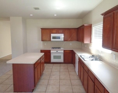 16715 Canyon Whisper - Photo Thumbnail 4