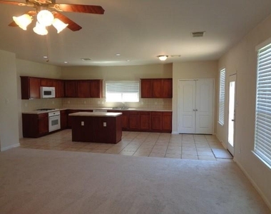 16715 Canyon Whisper - Photo Thumbnail 3