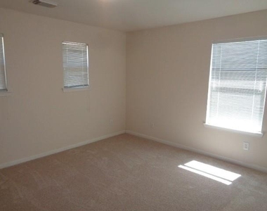 16715 Canyon Whisper - Photo Thumbnail 15