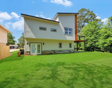 153 Bending Oaks Lane - Photo Thumbnail 28