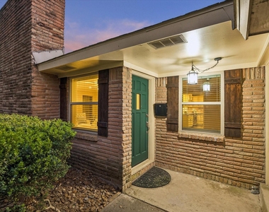 9813 Pine Lake Drive - Photo Thumbnail 1