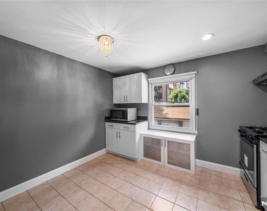 2205 Center - Photo Thumbnail 4