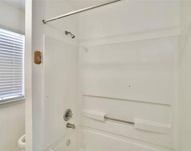 21618 Misty Fall Lane - Photo Thumbnail 19