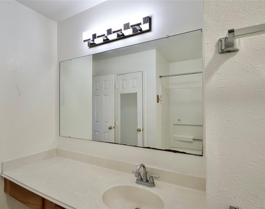 21618 Misty Fall Lane - Photo Thumbnail 17