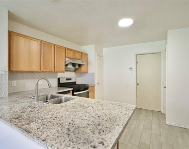21618 Misty Fall Lane - Photo Thumbnail 8