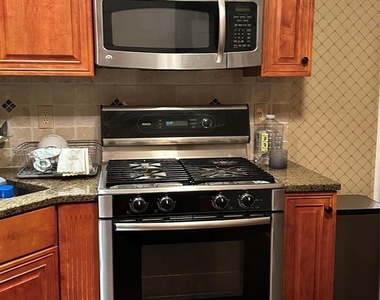 1225 Richmond - Photo Thumbnail 5