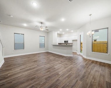 4010 Cusco Lane - Photo Thumbnail 1