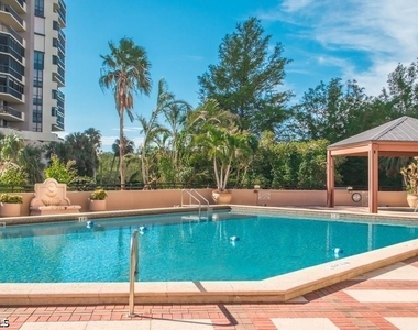 6075 Pelican Bay Boulevard - Photo Thumbnail 17