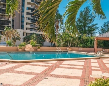 6075 Pelican Bay Boulevard - Photo Thumbnail 18