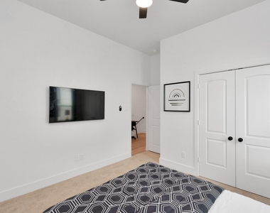 5308 Denmark Street - Photo Thumbnail 24