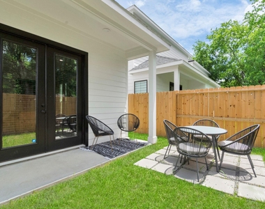 5308 Denmark Street - Photo Thumbnail 32