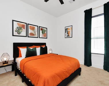 5308 Denmark Street - Photo Thumbnail 28