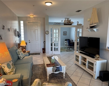 1420 Sweetwater Cove - Photo Thumbnail 8