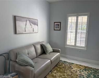 1420 Sweetwater Cove - Photo Thumbnail 11