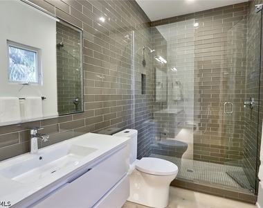 675 2nd Street S - Photo Thumbnail 25