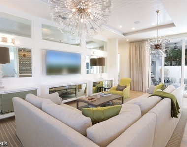 675 2nd Street S - Photo Thumbnail 2