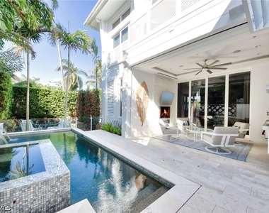 675 2nd Street S - Photo Thumbnail 38