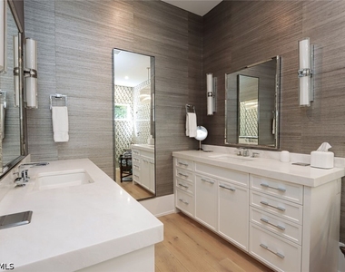 675 2nd Street S - Photo Thumbnail 14